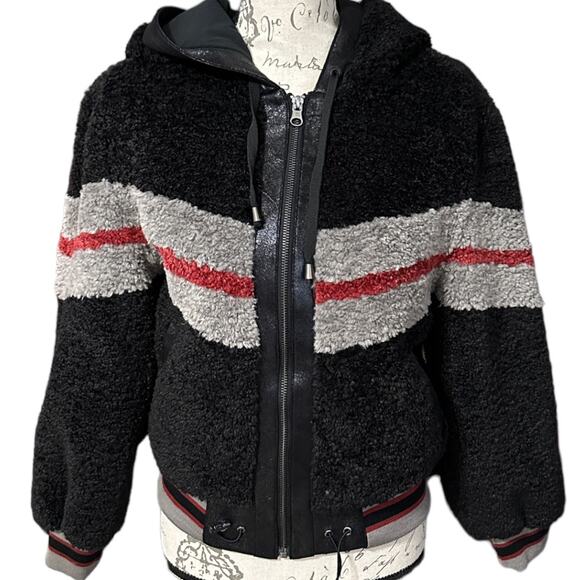 BLANC NOIR Faux-Fur Cropped Hoodie - Picture 5 of 10